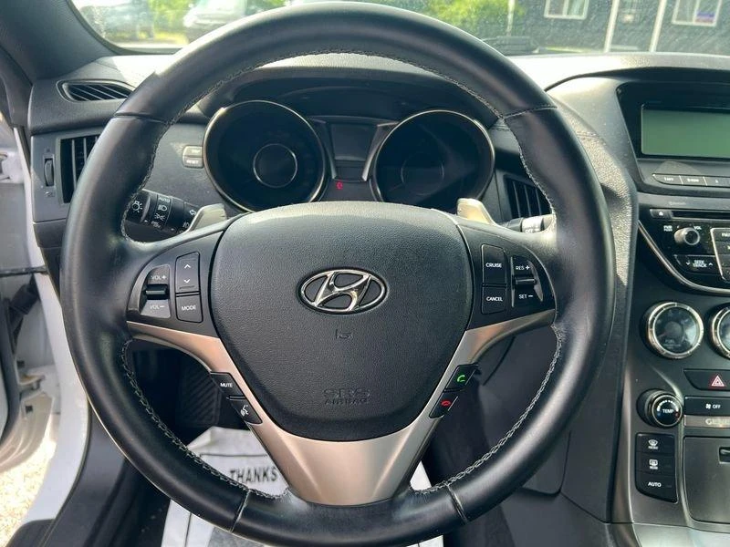 2015 Hyundai Genesis Coupe - Image 13 of 13