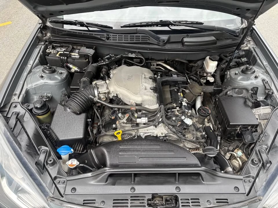 2015 Hyundai Genesis Coupe - Image 15 of 16