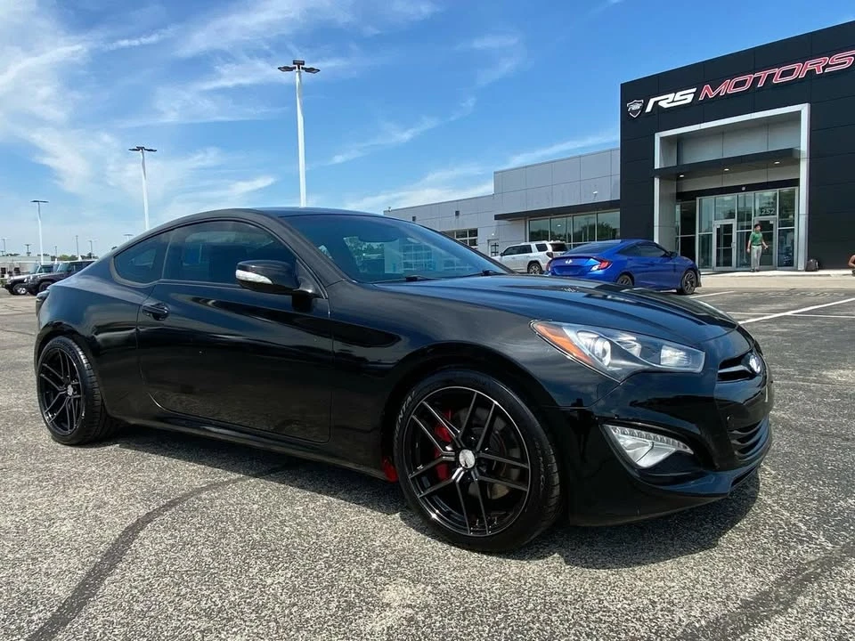 2015 Hyundai Genesis Coupe - Image 2 of 20