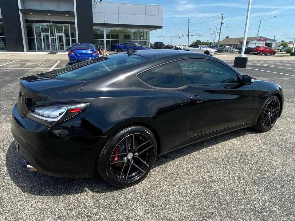 2015 Hyundai Genesis Coupe - Image 8 of 20