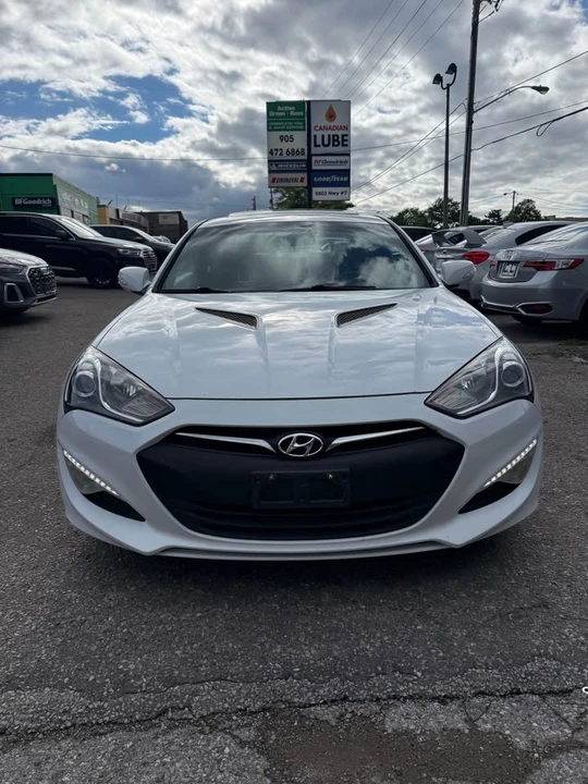 2015 Hyundai Genesis Coupe - Image 2 of 16