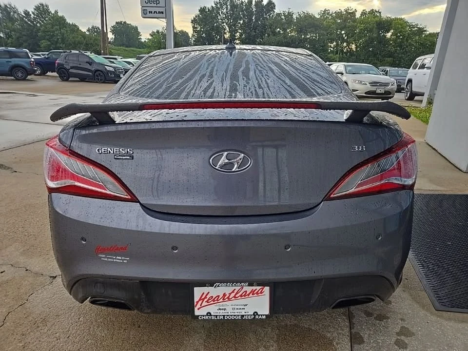 2015 Hyundai Genesis Coupe - Image 7 of 20