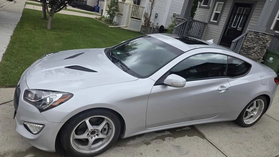 2015 Hyundai Genesis Coupe - Image 3 of 11