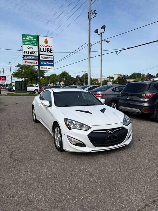 2015 Hyundai Genesis Coupe - Image 4 of 9