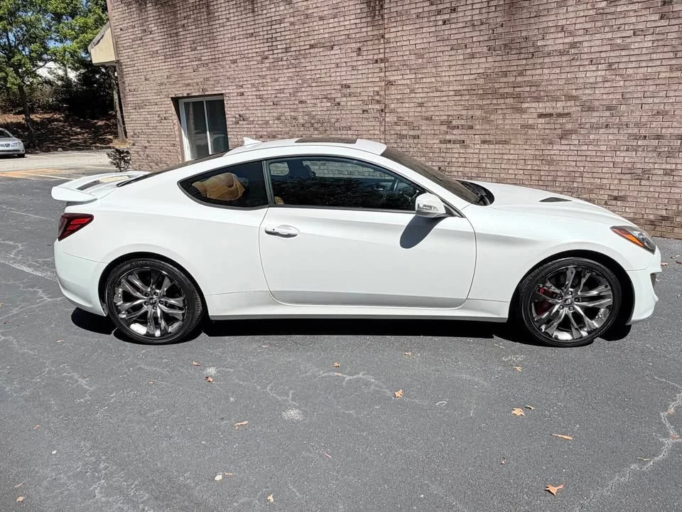 2015 Hyundai Genesis Coupe - Image 8 of 20