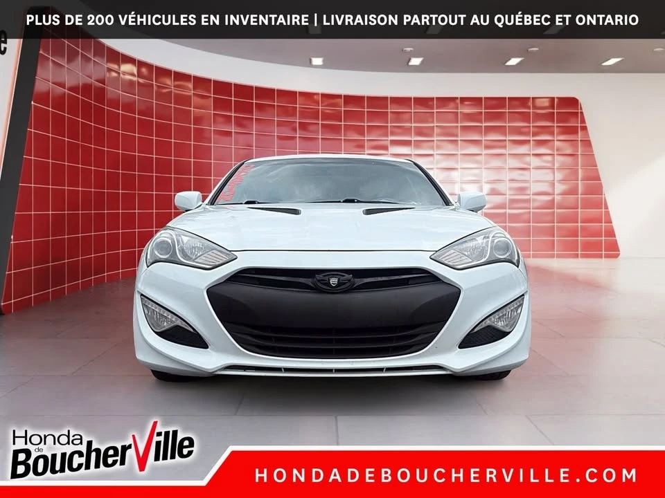 2015 Hyundai Genesis Coupe - Image 13 of 20