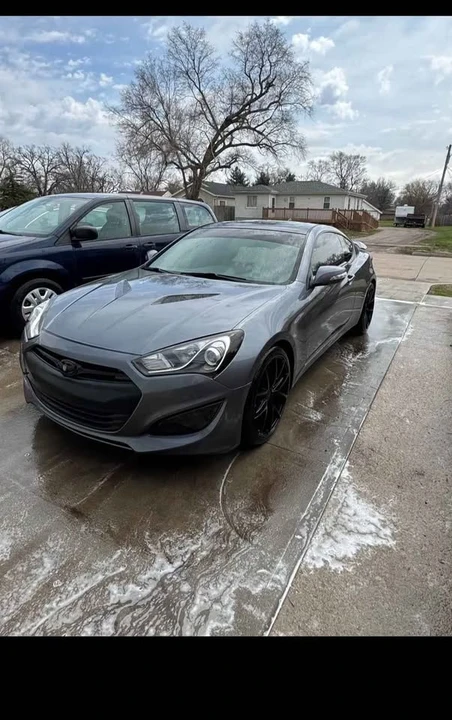2015 Hyundai Genesis Coupe - Image 6 of 7