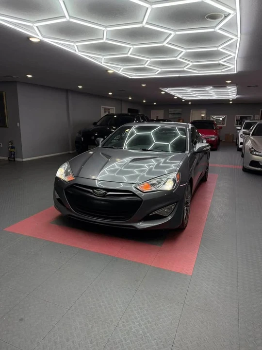 2015 Hyundai Genesis Coupe - Image 2 of 20