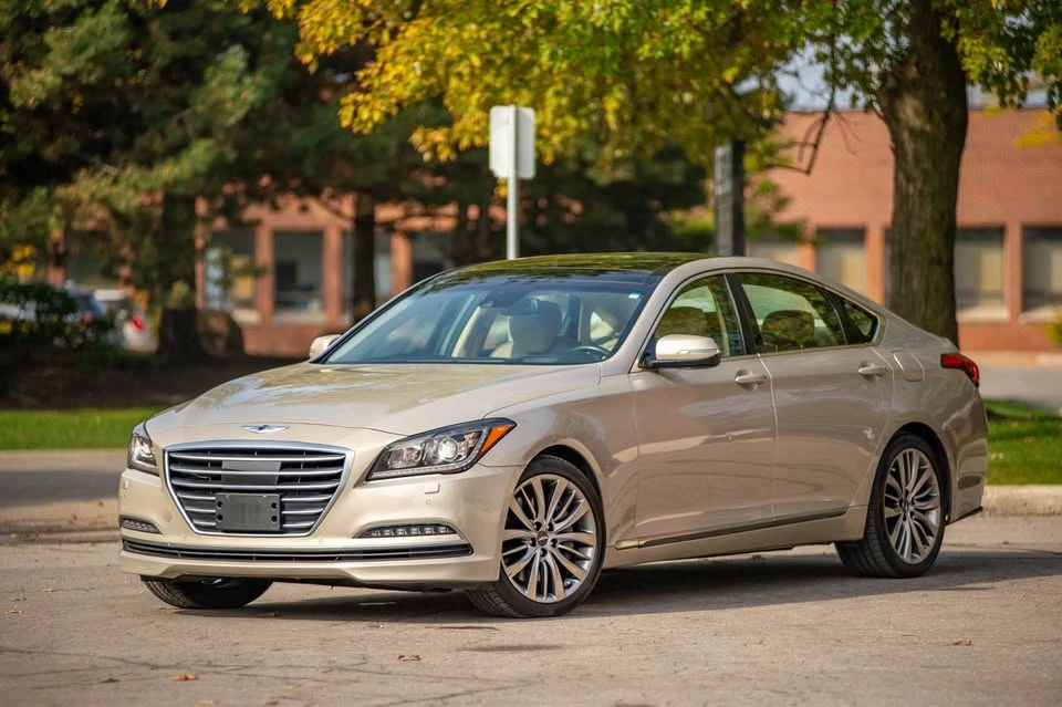 2015 Hyundai Genesis - Image 3 of 20