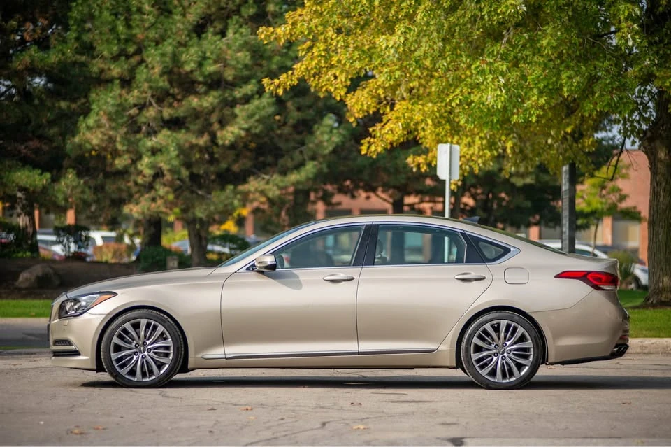 2015 Hyundai Genesis - Image 4 of 20