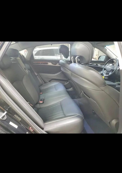 2015 Hyundai Genesis - Image 4 of 6