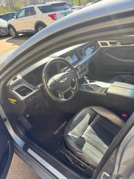 2015 Hyundai Genesis - Image 3 of 9