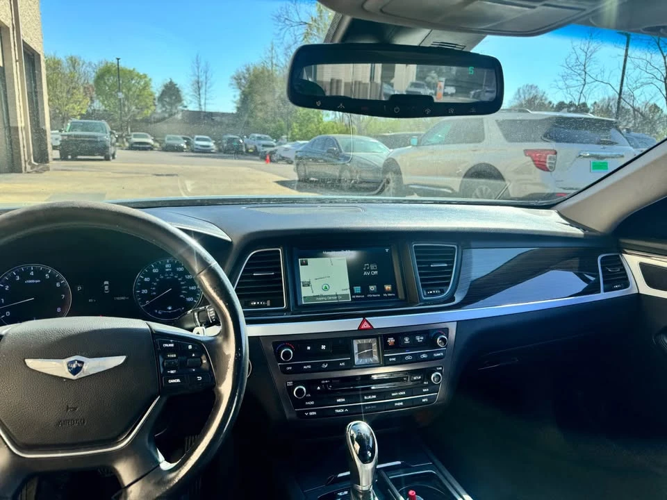 2015 Hyundai Genesis - Image 5 of 9