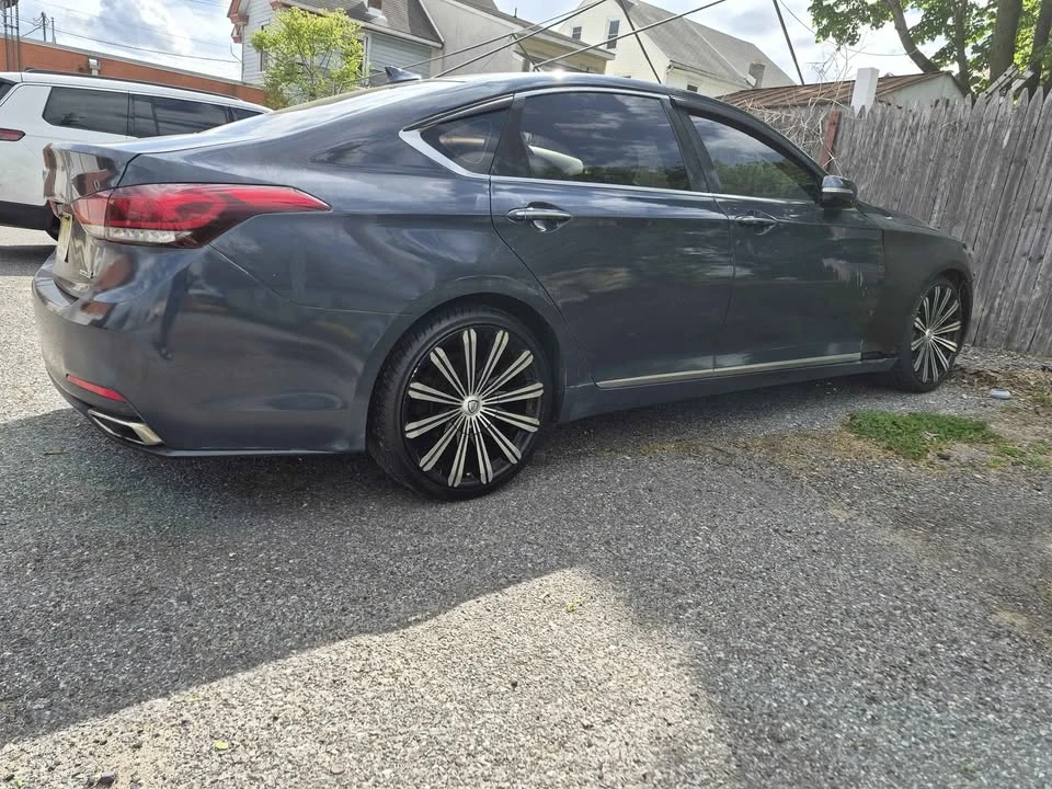 2015 Hyundai Genesis - Image 5 of 5