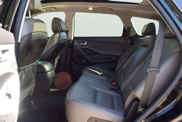 2015 Hyundai Santa Fe - Image 16 of 21