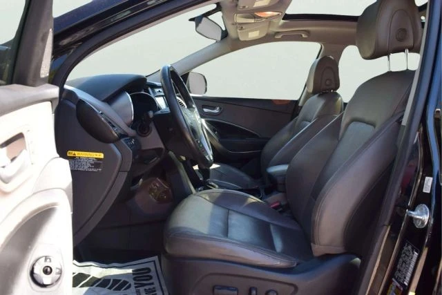 2015 Hyundai Santa Fe - Image 17 of 21