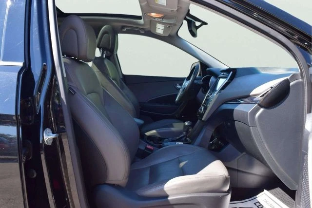 2015 Hyundai Santa Fe - Image 15 of 21