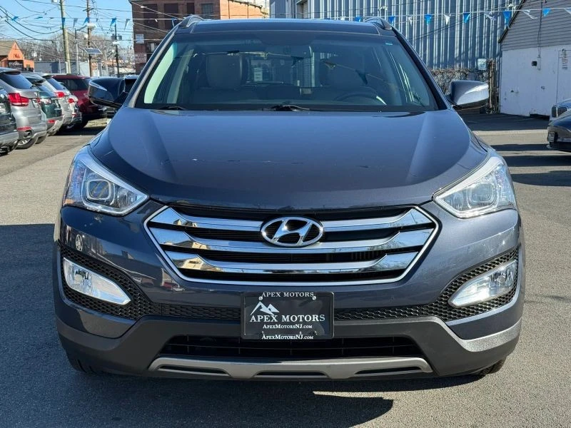 2015 Hyundai Santa Fe - Image 2 of 12