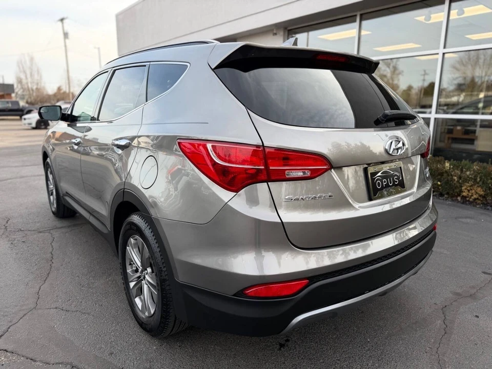 2015 Hyundai Santa Fe - Image 3 of 21