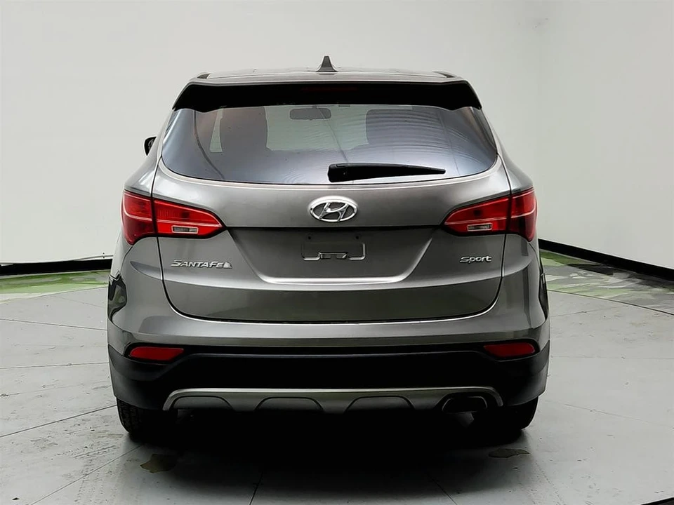 2015 Hyundai Santa Fe - Image 6 of 21