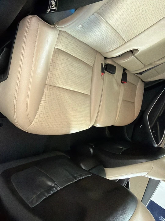 2015 Hyundai Santa Fe - Image 20 of 21