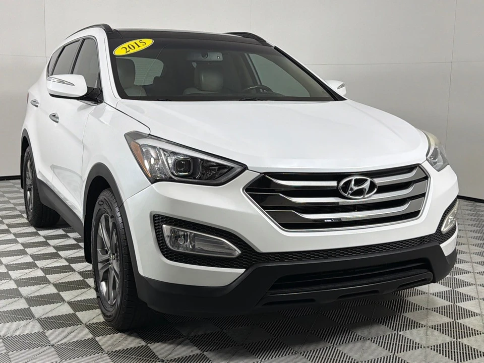 2015 Hyundai Santa Fe - Image 3 of 21