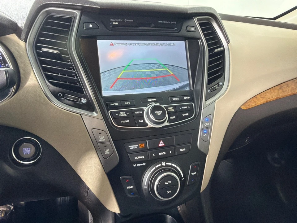 2015 Hyundai Santa Fe - Image 16 of 21