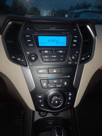 2015 Hyundai Santa Fe - Image 8 of 8