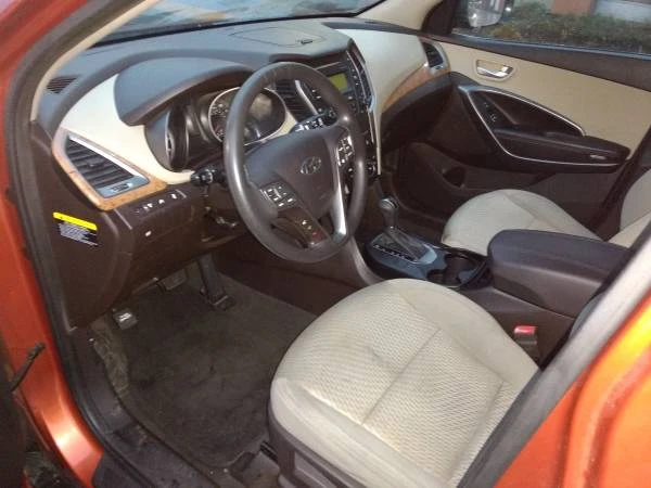 2015 Hyundai Santa Fe - Image 7 of 8