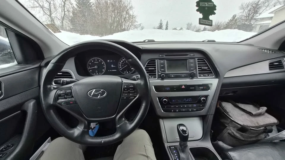 2015 Hyundai Sonata - Image 13 of 16