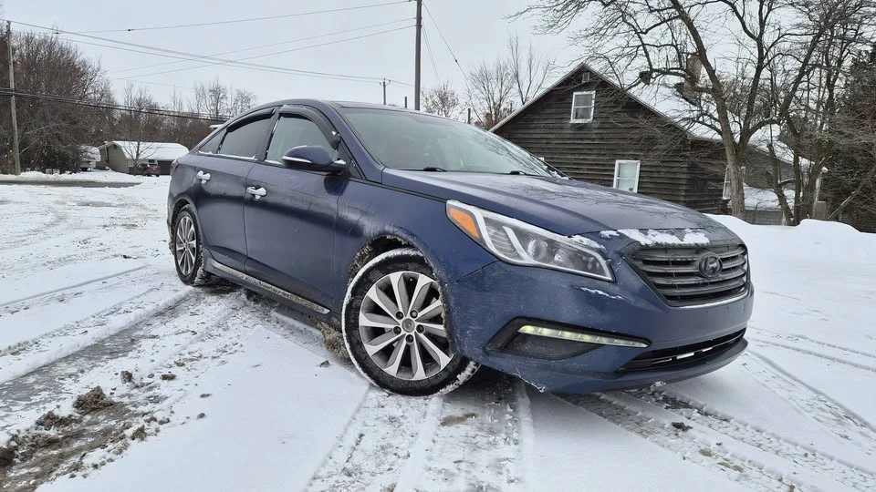 2015 Hyundai Sonata - Image 4 of 16