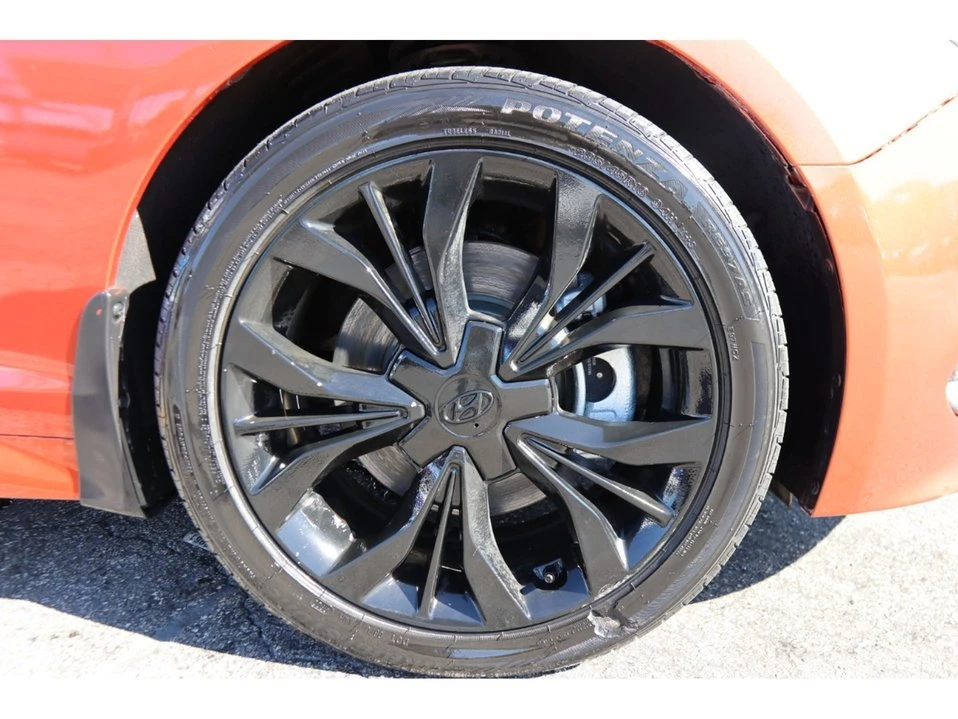 2015 Hyundai Sonata - Image 16 of 20