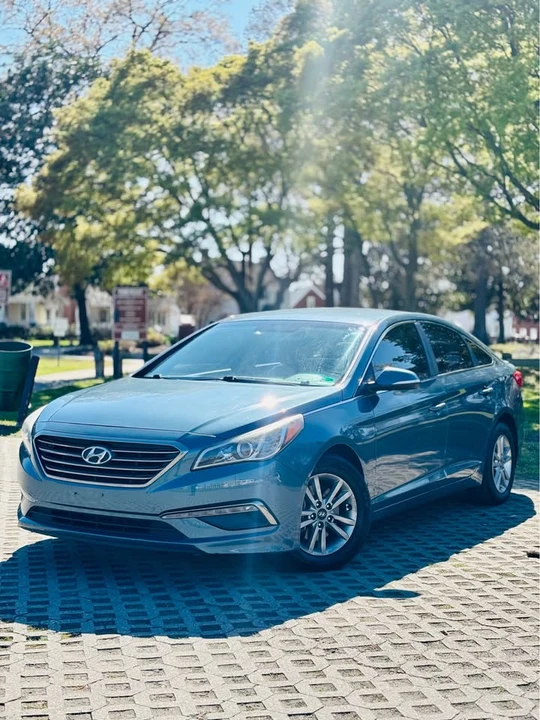 2015 Hyundai Sonata - Image 2 of 17