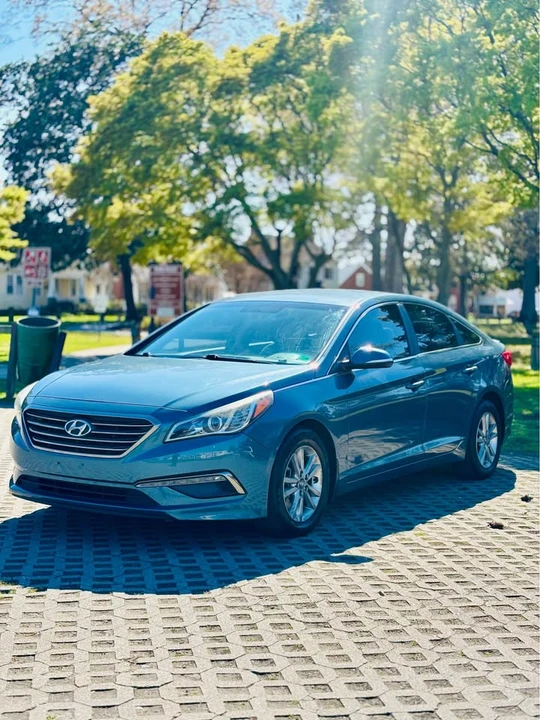 2015 Hyundai Sonata - Image 5 of 17