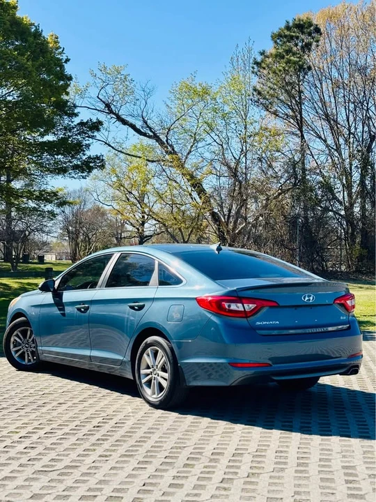 2015 Hyundai Sonata - Image 14 of 17