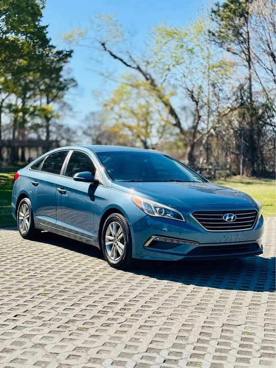 2015 Hyundai Sonata - Image 4 of 17