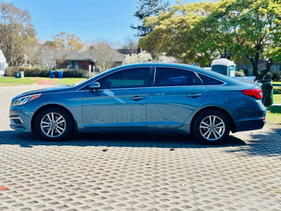 2015 Hyundai Sonata - Image 6 of 17