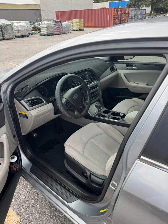 2015 Hyundai Sonata - Image 8 of 10