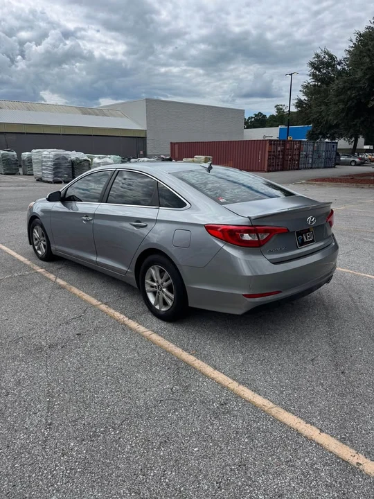 2015 Hyundai Sonata - Image 2 of 10
