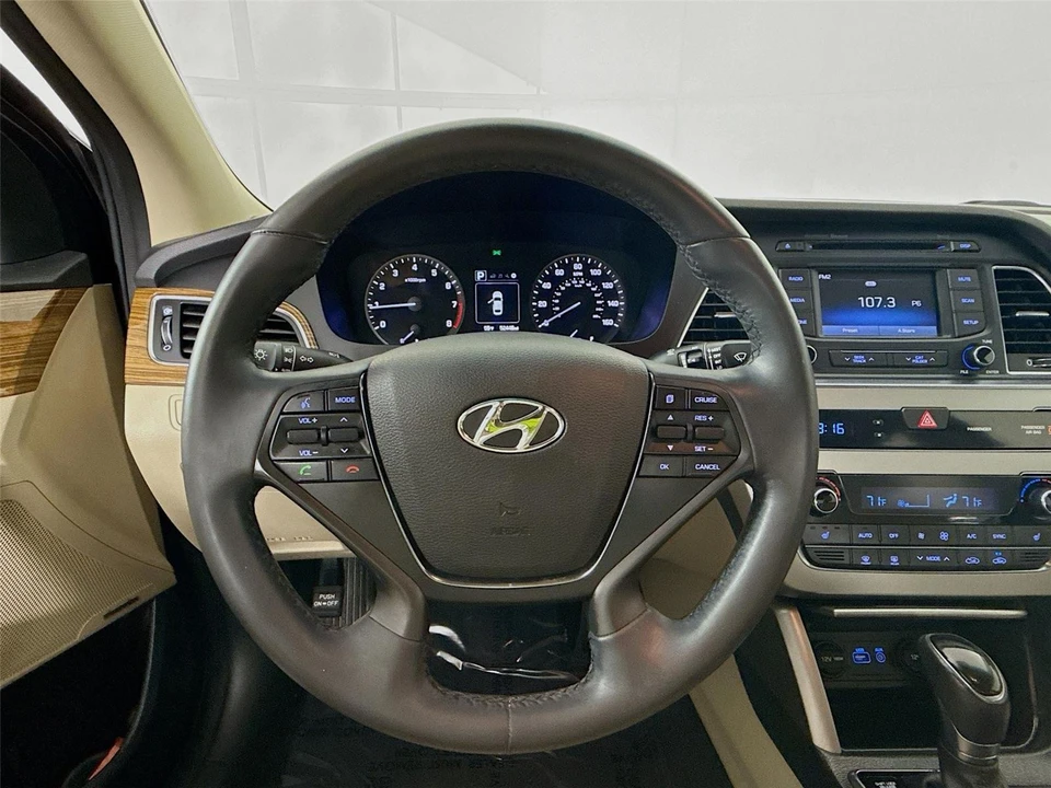 2015 Hyundai Sonata - Image 11 of 21