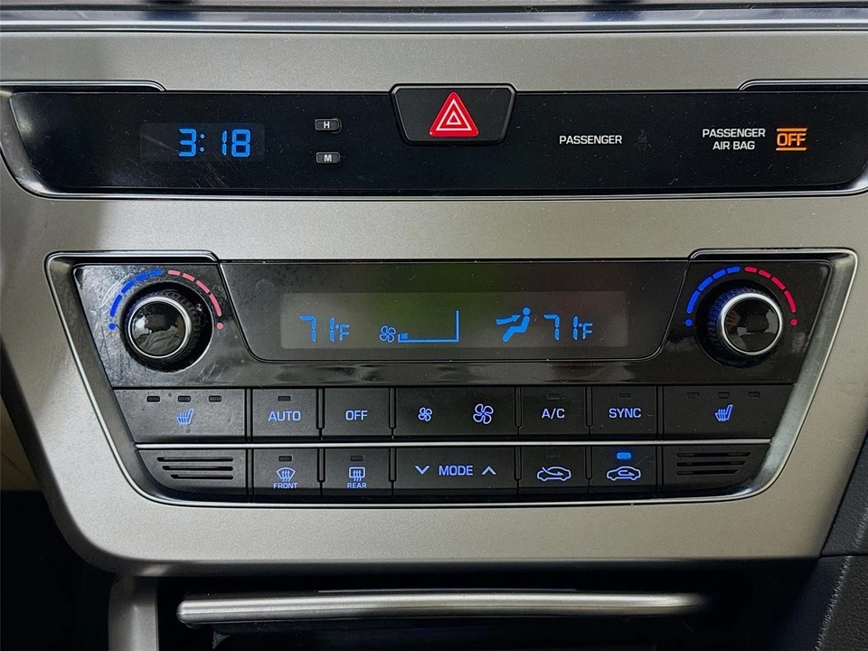 2015 Hyundai Sonata - Image 15 of 21
