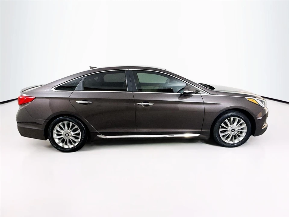 2015 Hyundai Sonata - Image 8 of 21