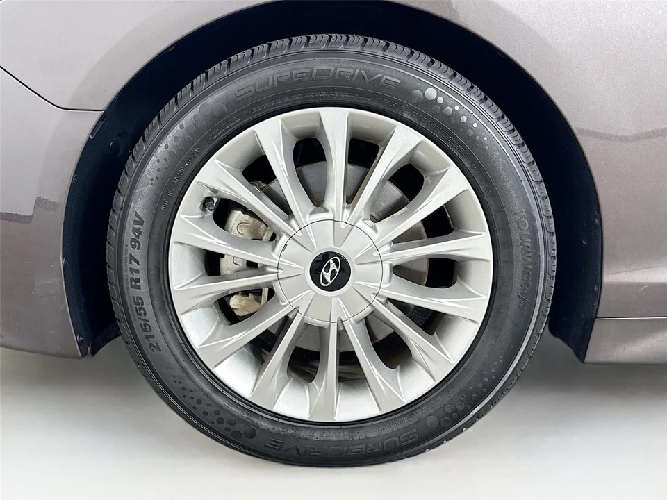 2015 Hyundai Sonata - Image 13 of 14