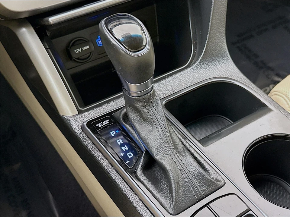 2015 Hyundai Sonata - Image 16 of 21
