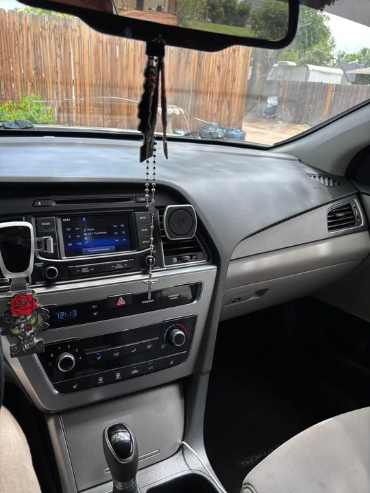 2015 Hyundai Sonata - Image 19 of 20
