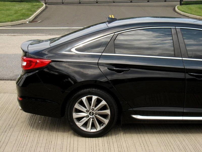 2015 Hyundai Sonata - Image 11 of 12