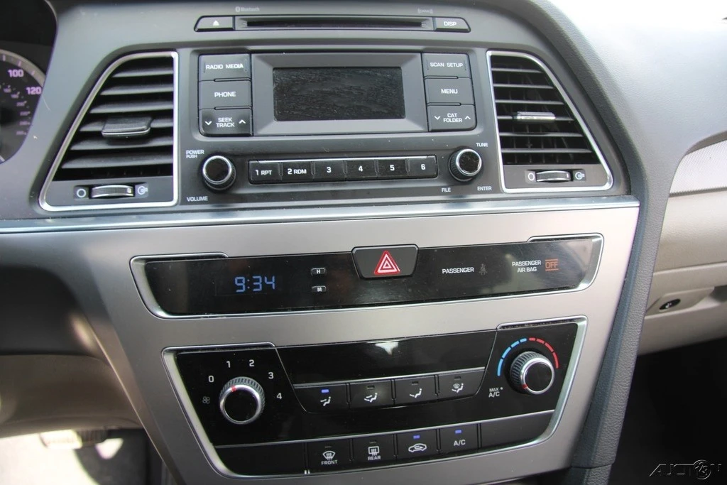 2015 Hyundai Sonata - Image 17 of 21