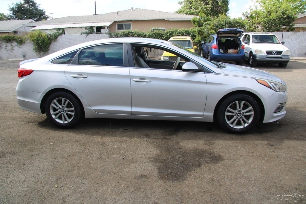 2015 Hyundai Sonata - Image 9 of 21