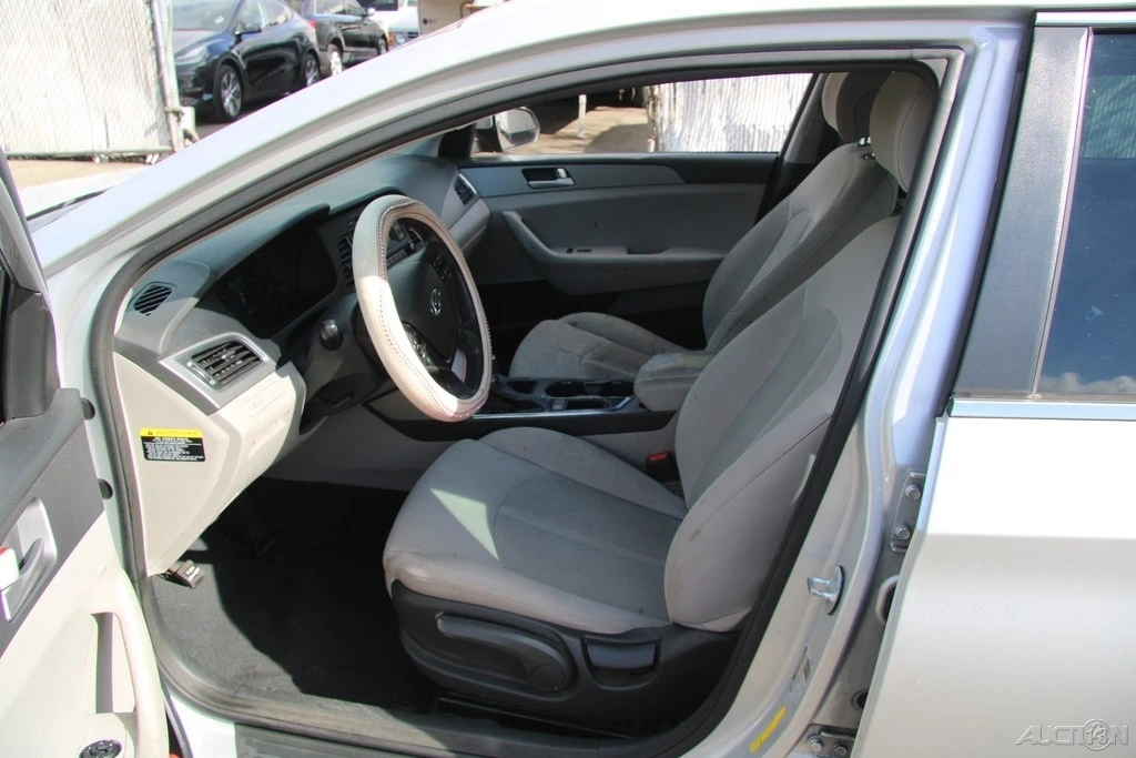 2015 Hyundai Sonata - Image 14 of 21