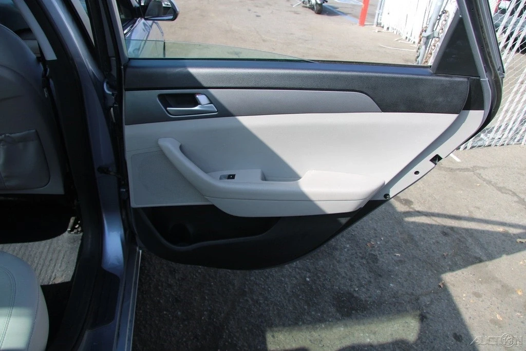 2015 Hyundai Sonata - Image 20 of 21